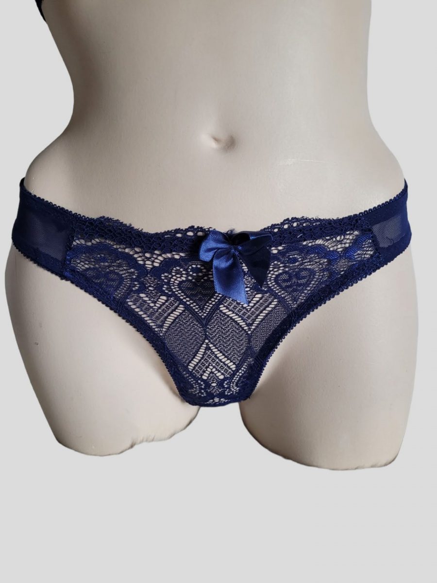 String en dentelle motif cœur marine. – Image 2